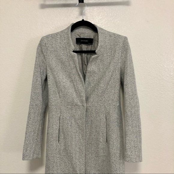 Zara - coat - Picture 2 of 9